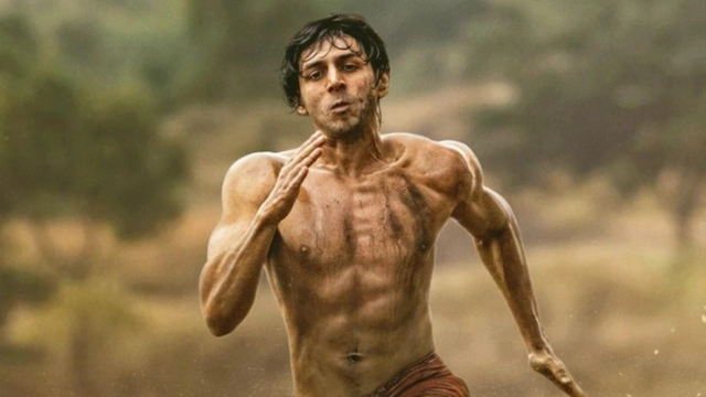 kartik-aaryan-chandu-champion-becomes-first-movie-to-announce-advance-bookings-on-burj-khalifa